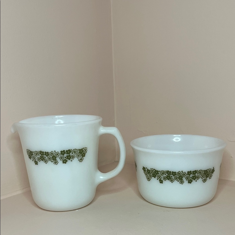 Vintage Pyrex spring blossom cream and sugar set